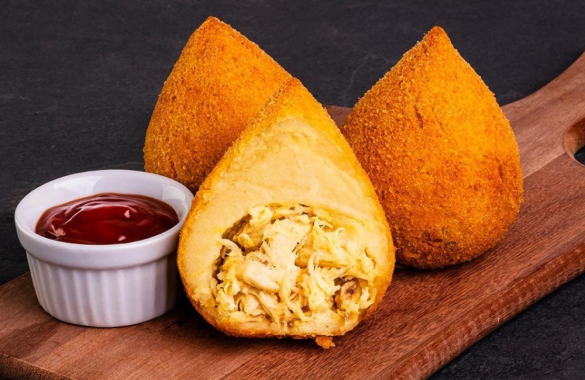 Receita de Coxinha de Frango em 14 passos