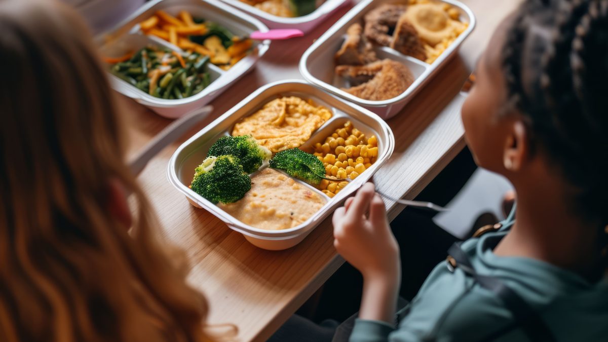 Como fazer refeições semanais e economizar tempo na cozinha