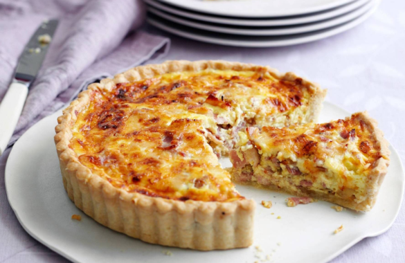 Receita de Quiche de Queijo e Bacon em 13 passos